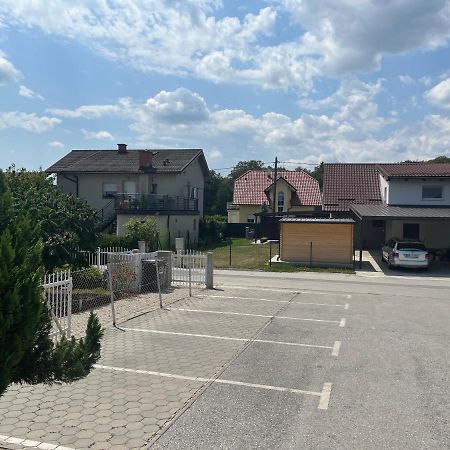 Room Oaza Miru Maribor Exterior foto